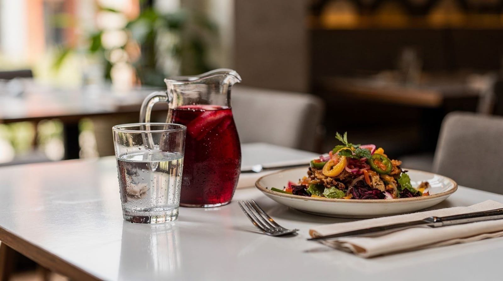 Eau du robinet et sécurité alimentaire à Mexico — Ne buvez pas l'eau du robinet à Mexico. Où la street food est sûre, quoi manger,